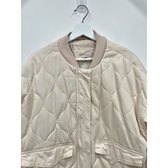 Target Universal Thread Quilted Jacket - Picture 2 of 10
